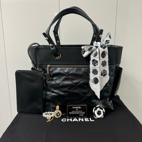 ❤️‍🔥NWOT HOST PICK $6K XL TOTE FULL INCLUSION - Picture 3 of 16